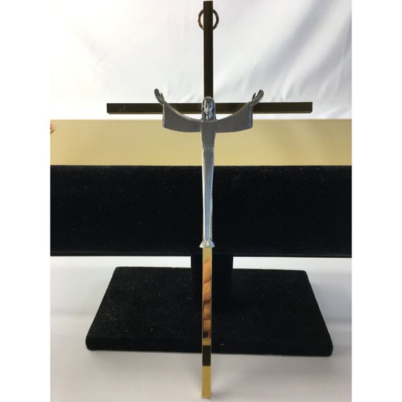 Vintage Mid Century Crucifix Jesus On Cross Metal Wall Hanging Decor 8.5'' Tall - Picture 13 of 14